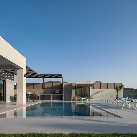 Eolides Villas , Quite Idyll Of Rural Bliss,By Thinkvilla Lambiní Екстериор снимка